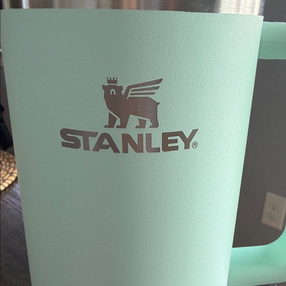 Stanley Pastel Green Quencher H2.0 40oz. Tumbler - Picture 3 of 6